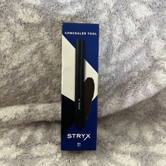 Stryx Concealer Tool, 1.8 Grams, Deep Java - Picture 5 of 7